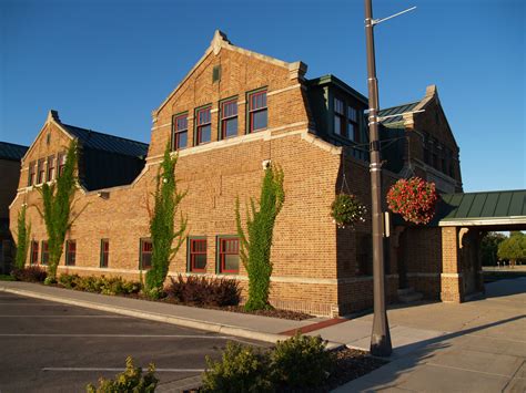 funeral homes in thief river falls